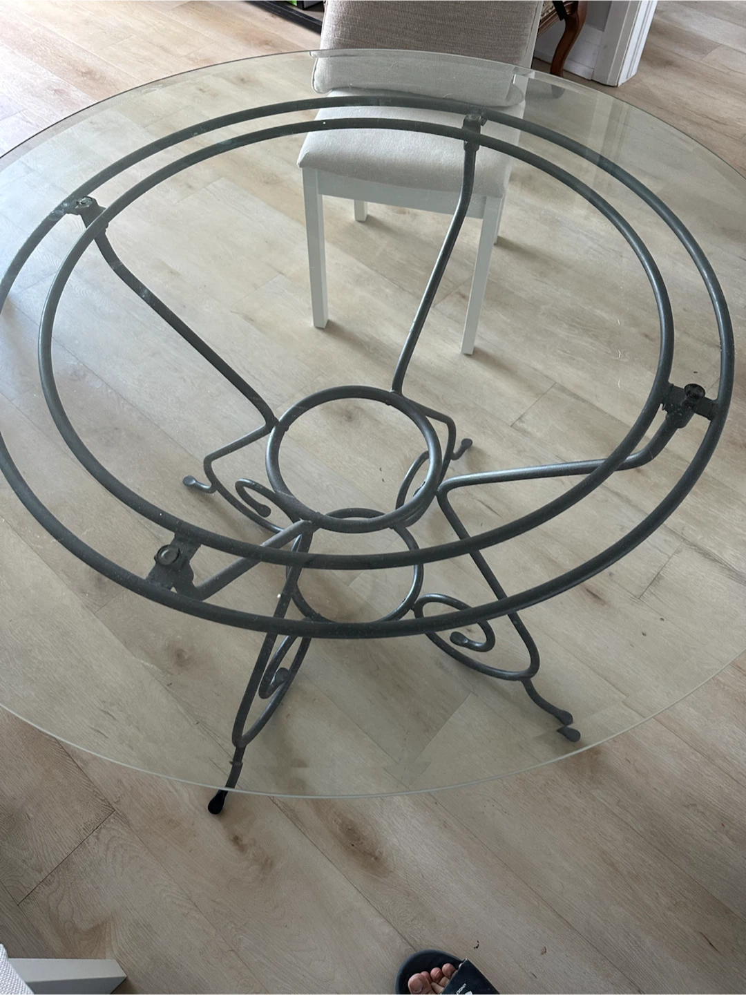 Round Glass Top Dining Table with Metal Base