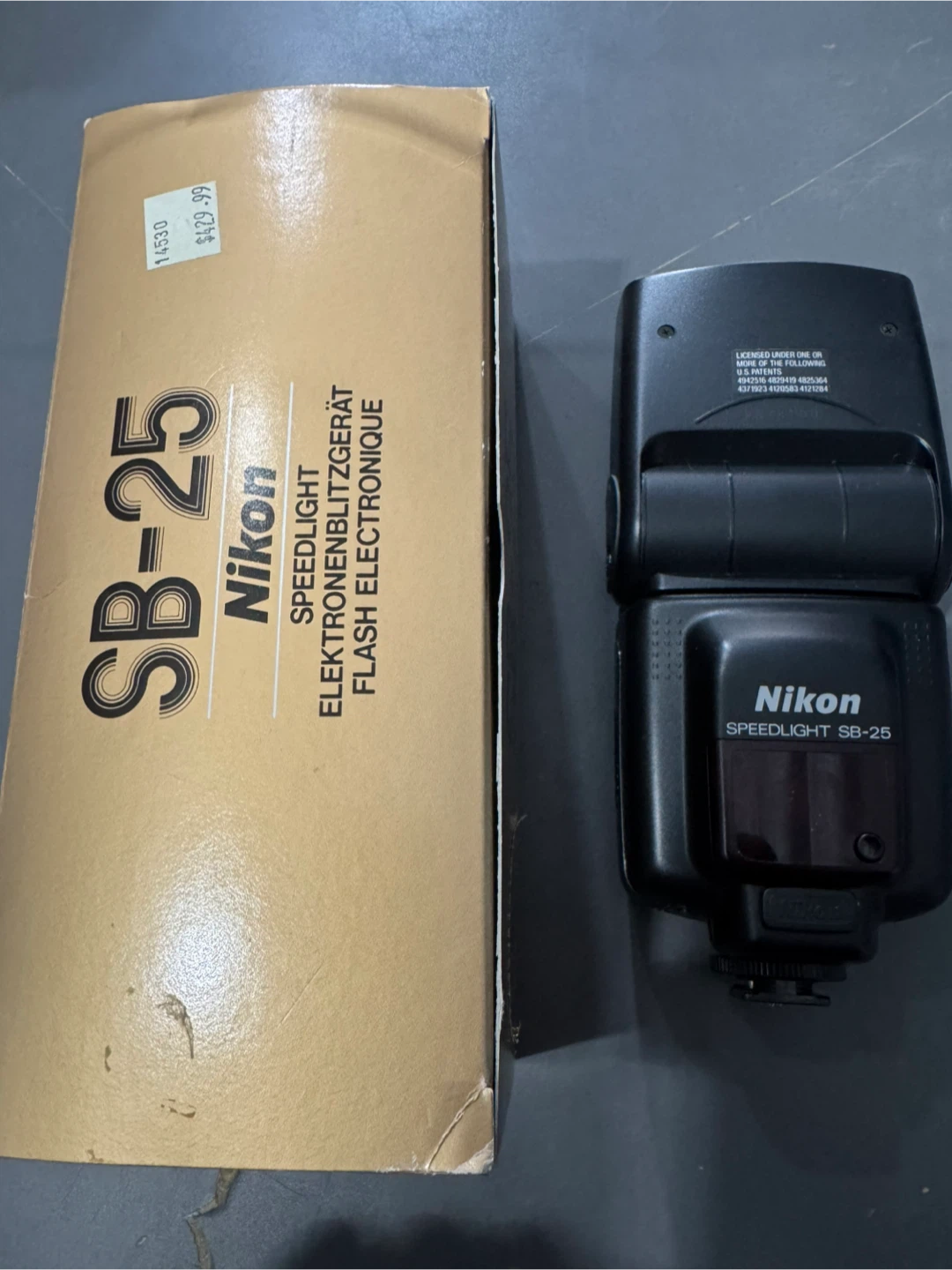 Nikon Speedlight SB-25 Flash