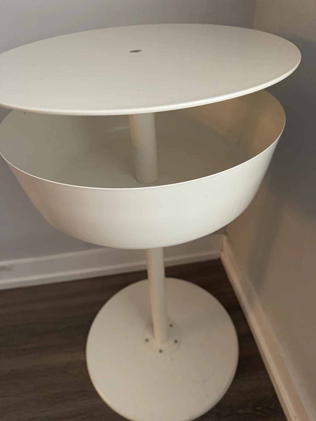 White Metal Pedestal Side Table IKEA - photo 2