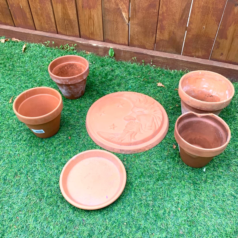 Terracotta Plant Pots Clay Flower Planters 4 Pots Garden Plaque