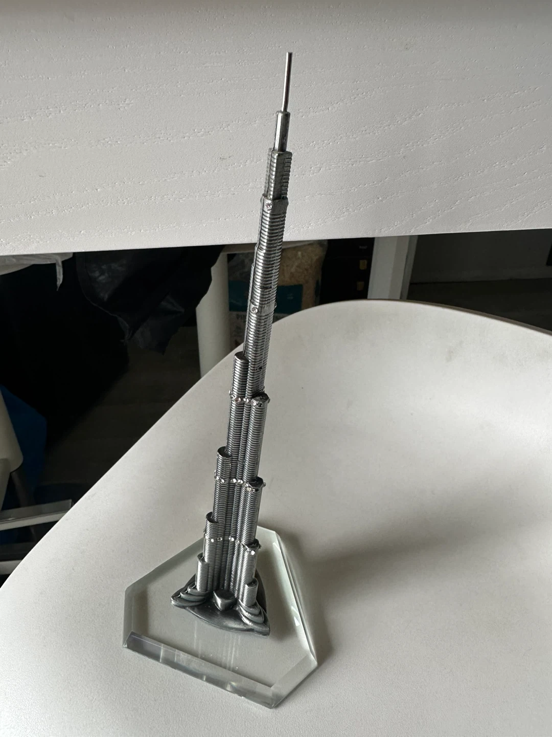 Burj Khalifa Dubai Souvenir Statue - photo 3