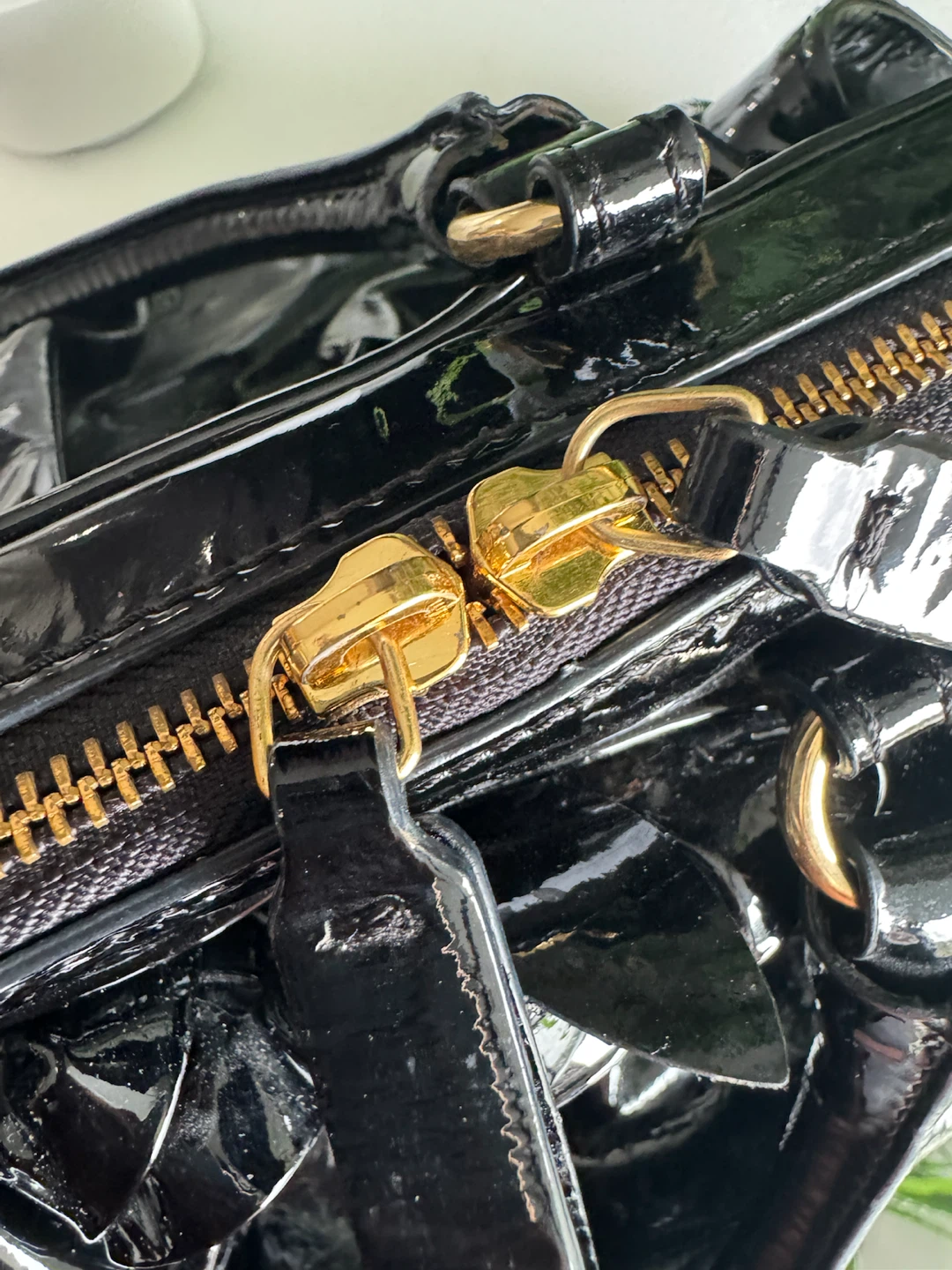 Valentino Garavani Black Patent Leather Handbag - photo 2