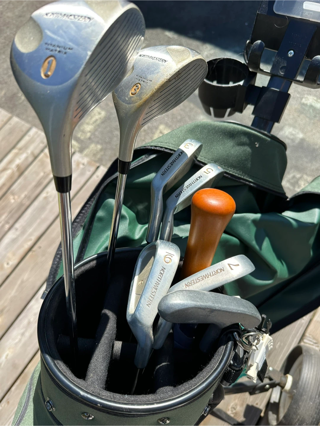 Women’s Golf clubs and cart - photo 2
