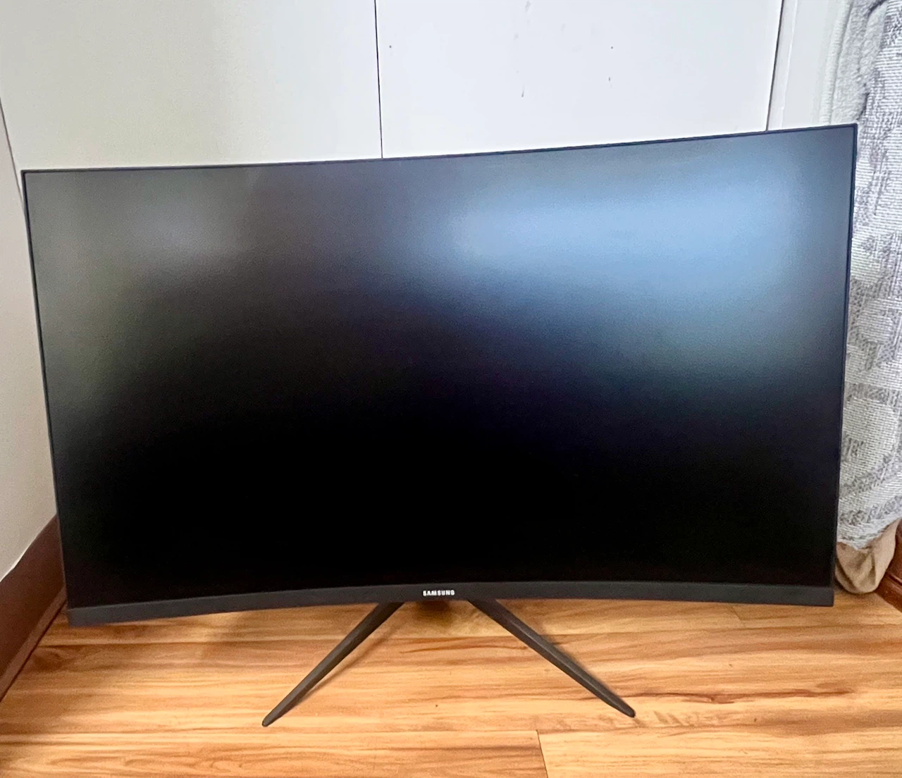 Samsung 32 inch Curved Gaming Monitor or Used for PC Monitor