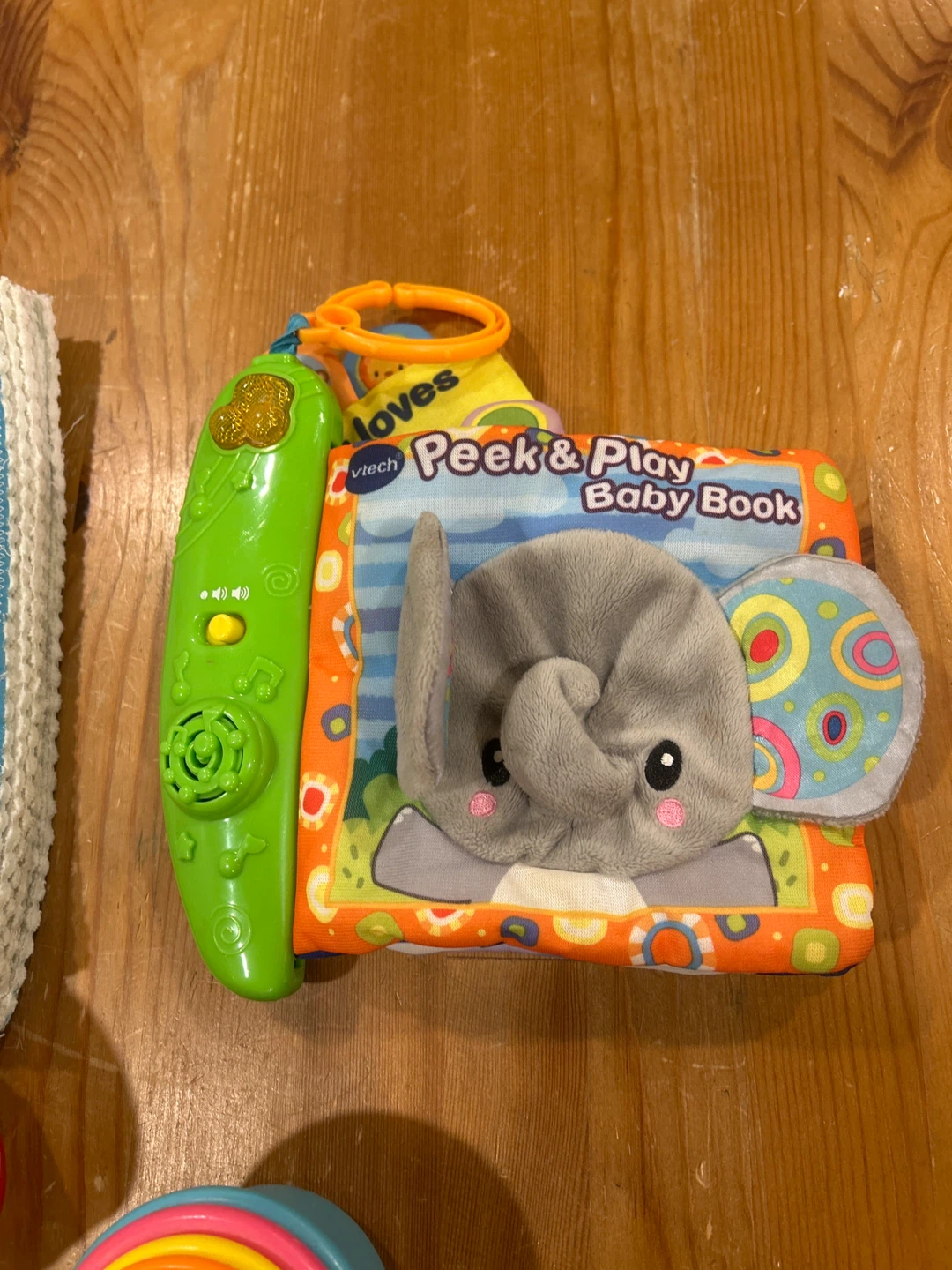 Baby Toy Bundle - VTech Peek & Play Book and Alphabet Book - photo 2