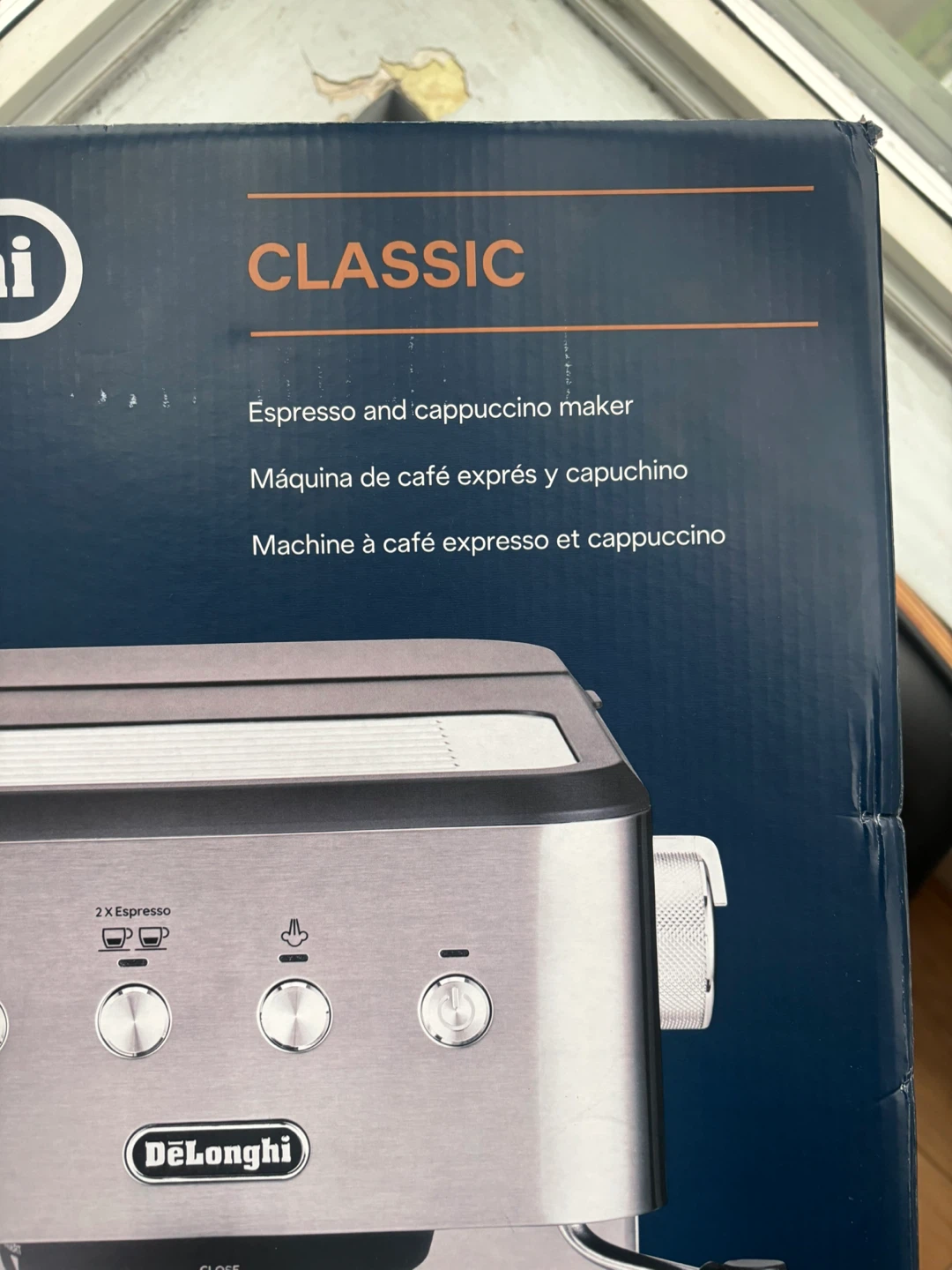 De'Longhi Classic Espresso and Cappuccino Maker - photo 2
