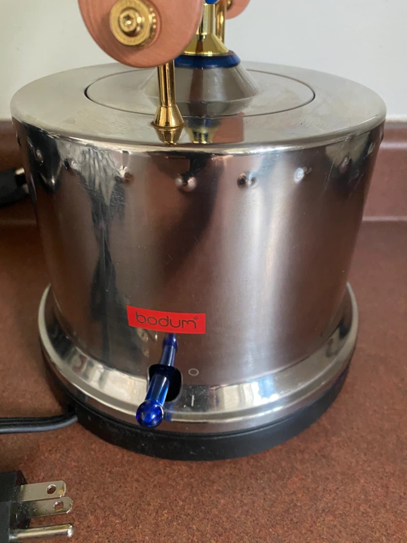 Bodum Electric Kettle like New - photo 3