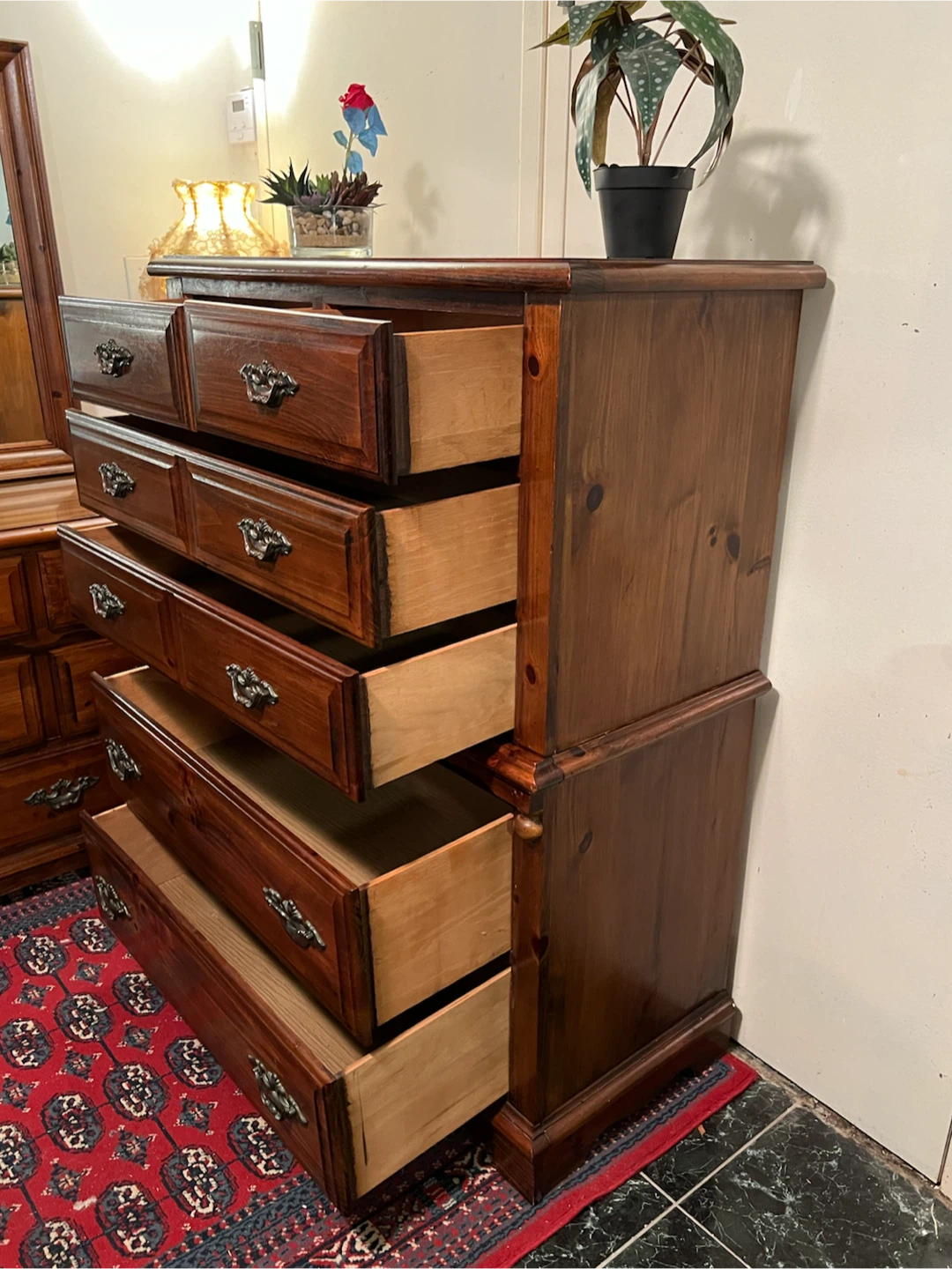 Bedroom Set 5-Piece Dressers Nightstands & Mirror Delivery Extra - photo 4