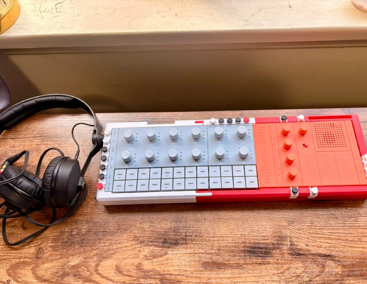 YAMAHA SEQTRAK – EXCELLENT CONDITION + CUSTOM 3D-PRINTED CASE - photo 2