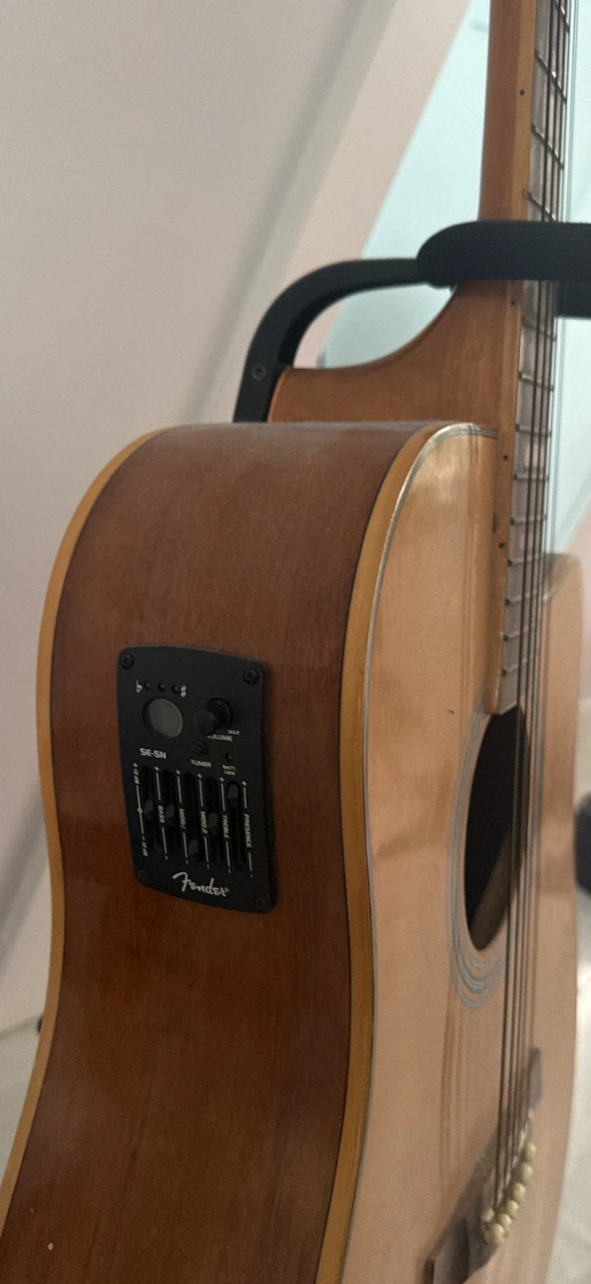 Fender Acoustic-Electric Guitar with Case - photo 2