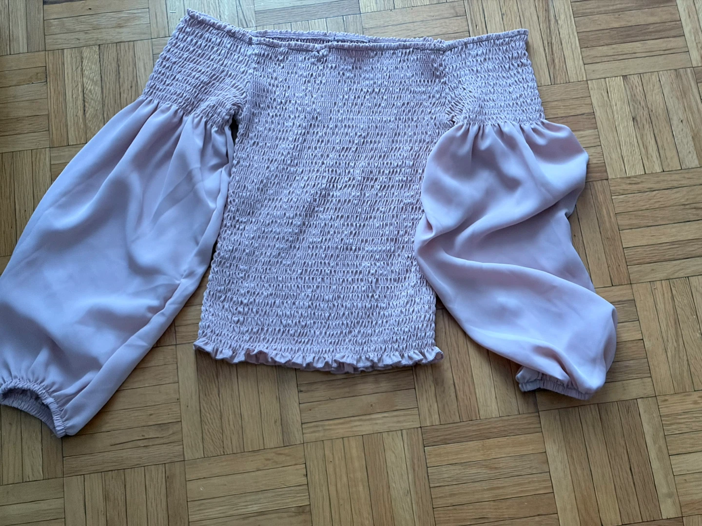 Assorted Women's Tops Bundle - photo 4