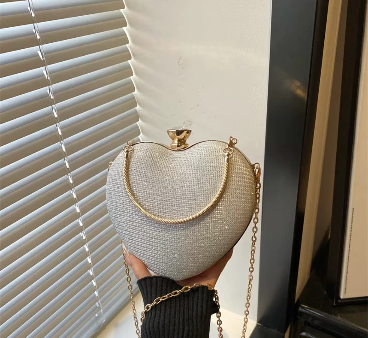 Silver Glitter Heart Clutch Bag - photo 2