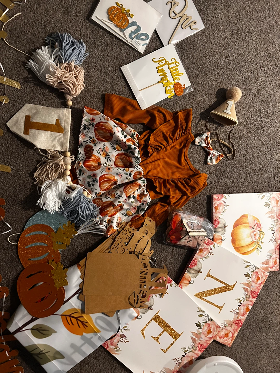 First Birthday Pumpkin Theme Party Set - photo 2
