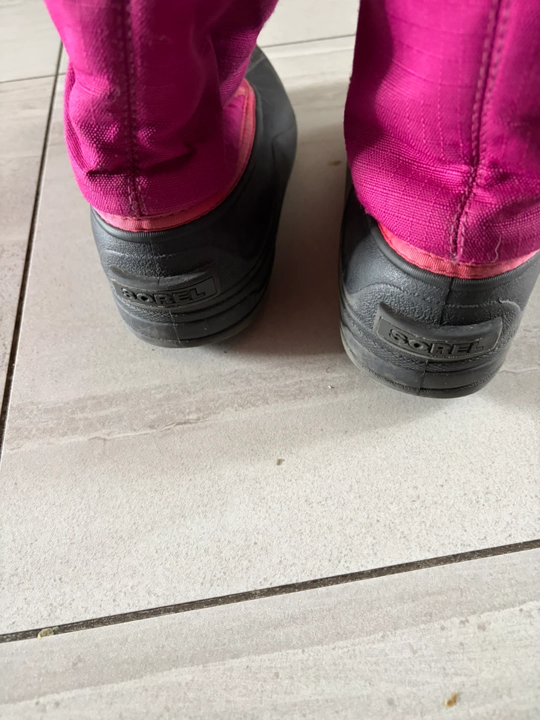 Sorel Winter Boots - Pink size 6
