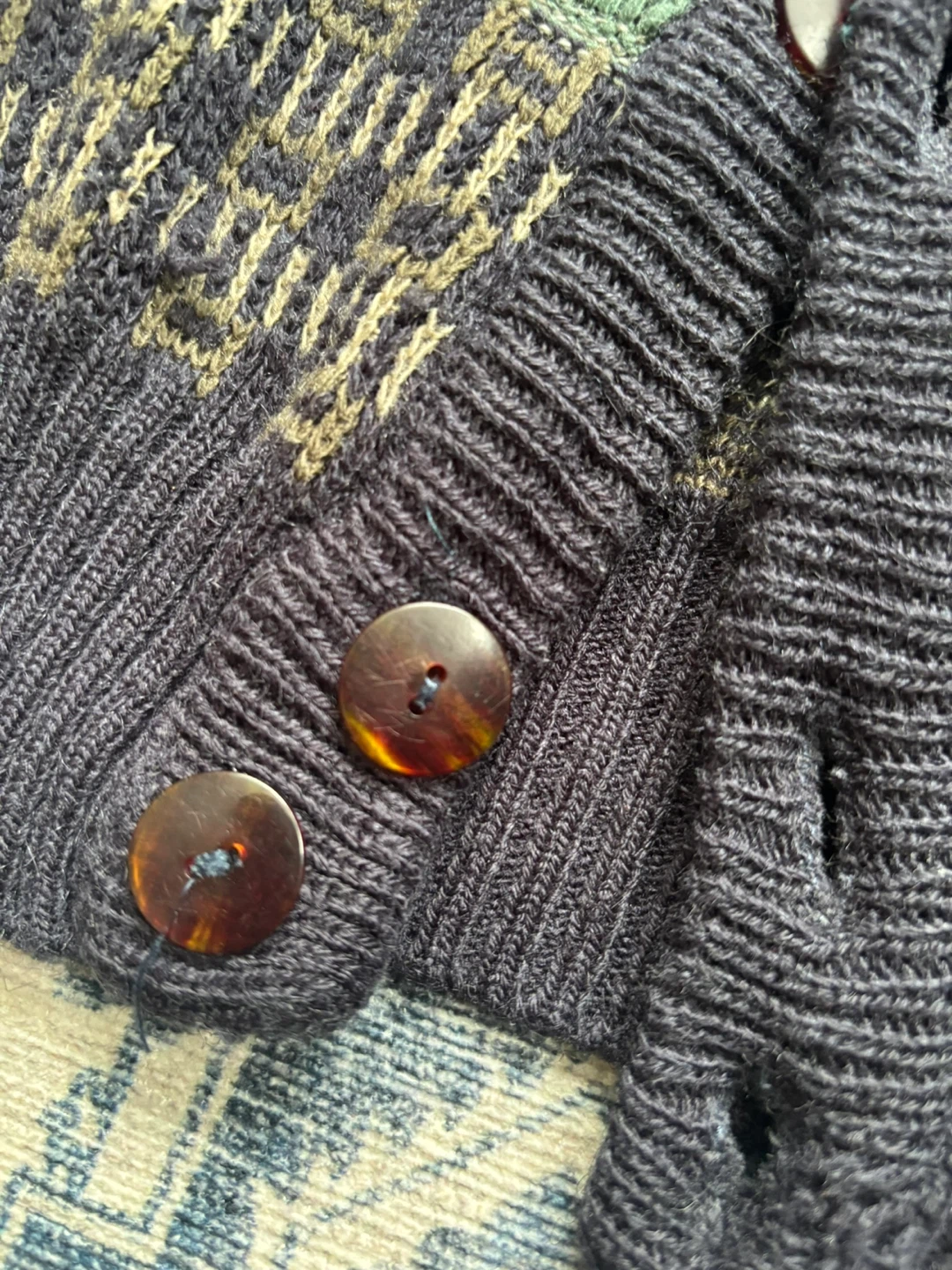 Legendary Patterned Knit Vest - Large - photo 2