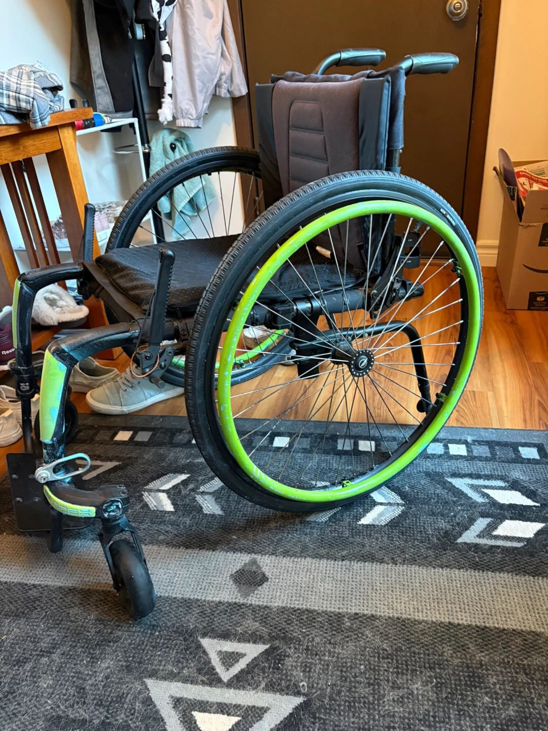 Wheel chair - photo 2