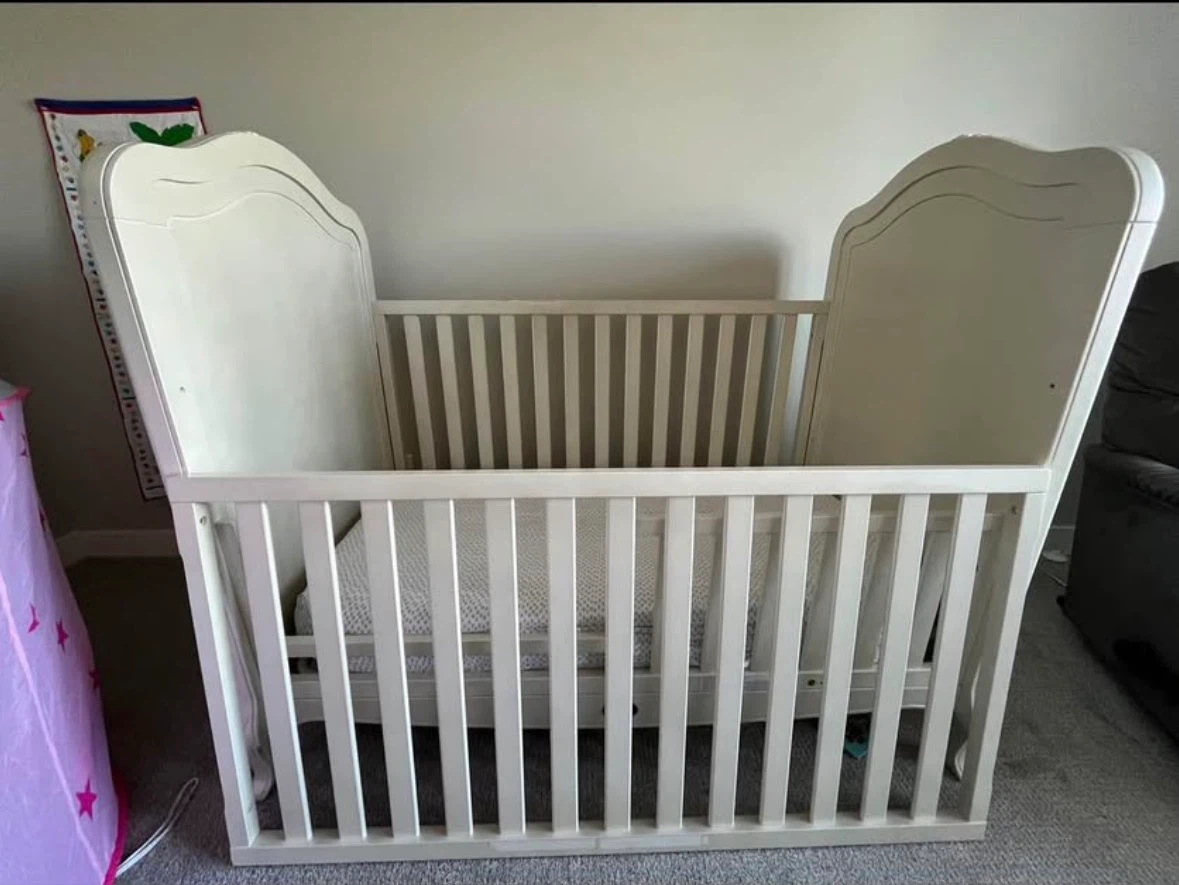 Convertible Crib and Toddler Bed - photo 2