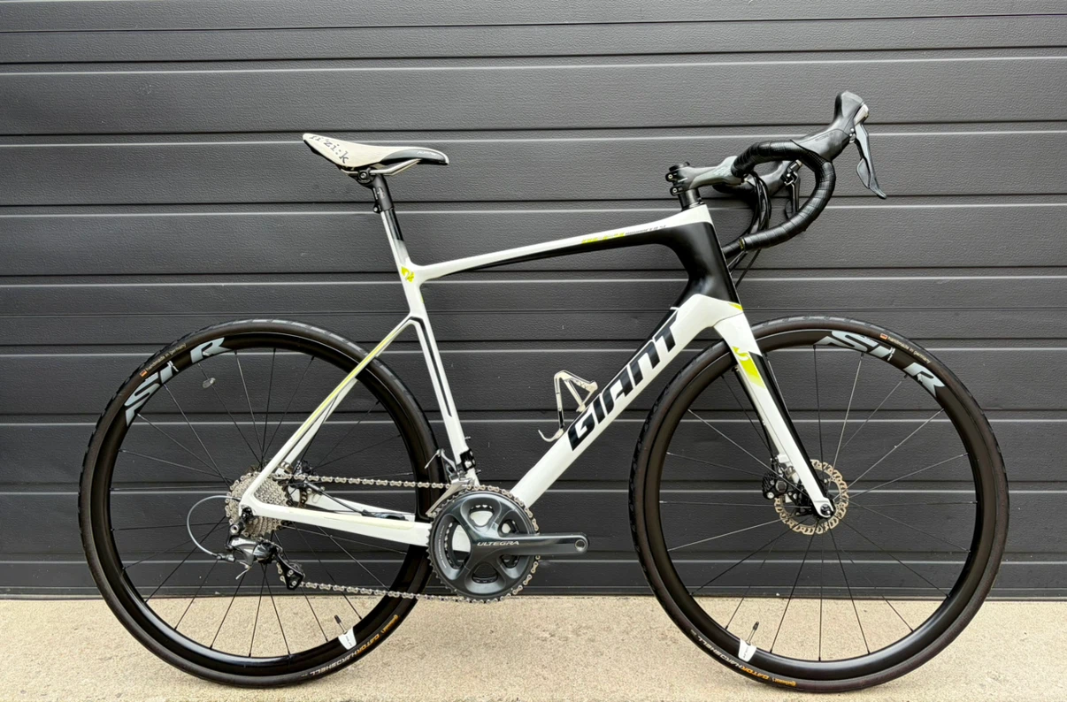 Carbon Giant Defy Advanced SL1 Carbon Wheels Ultegra