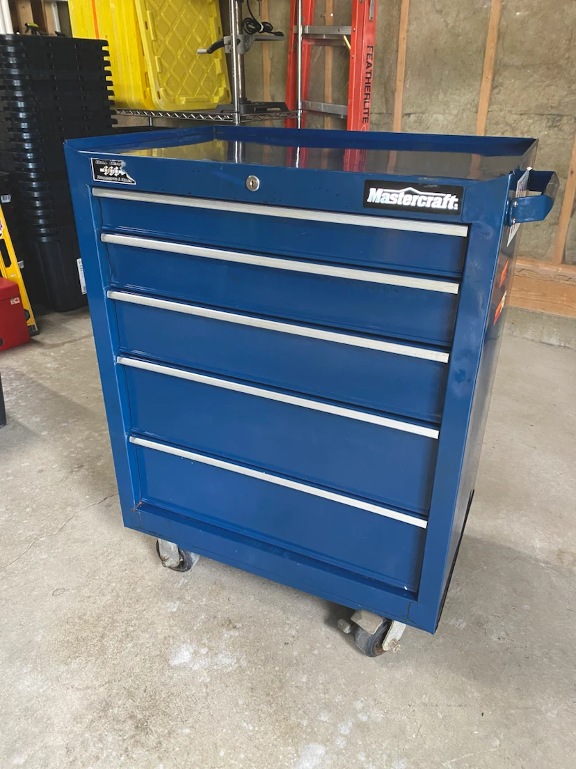 Mastercraft tool chest - photo 2