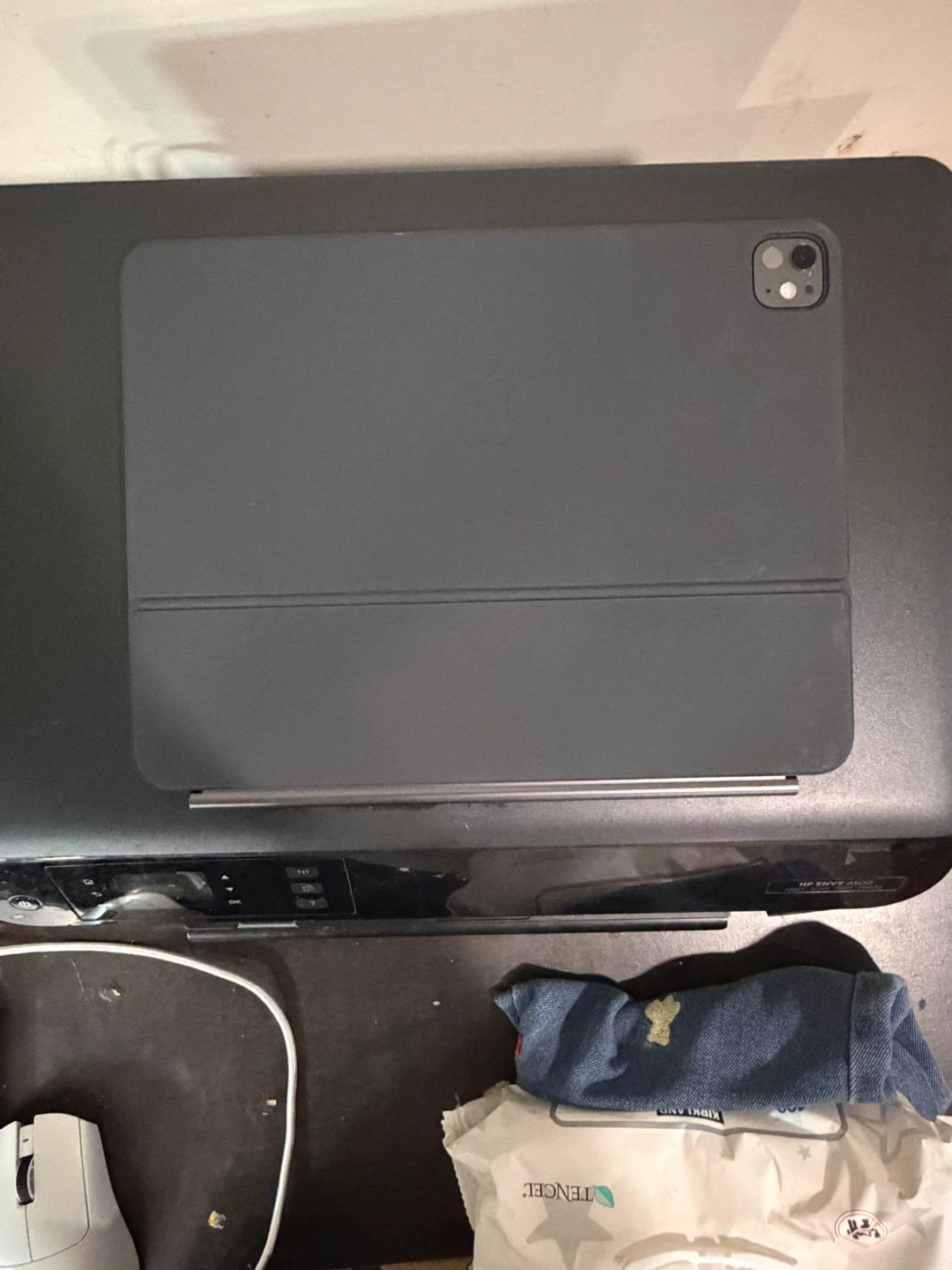 Apple Magic Keyboard for iPad Pro 13inch - photo 2