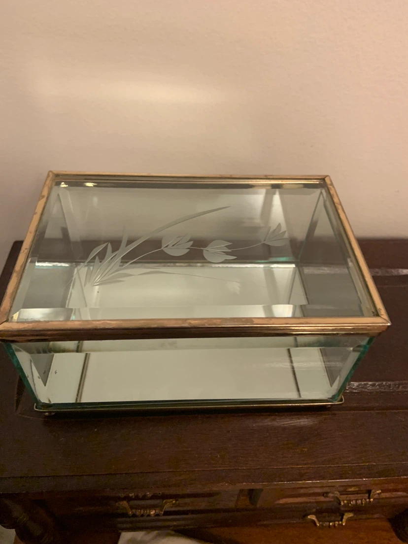 Set of two vintage etched glass and brass jewelry boxes - photo 2
