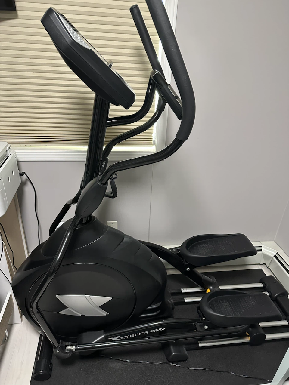 XTERRA FS375e Elliptical Trainer