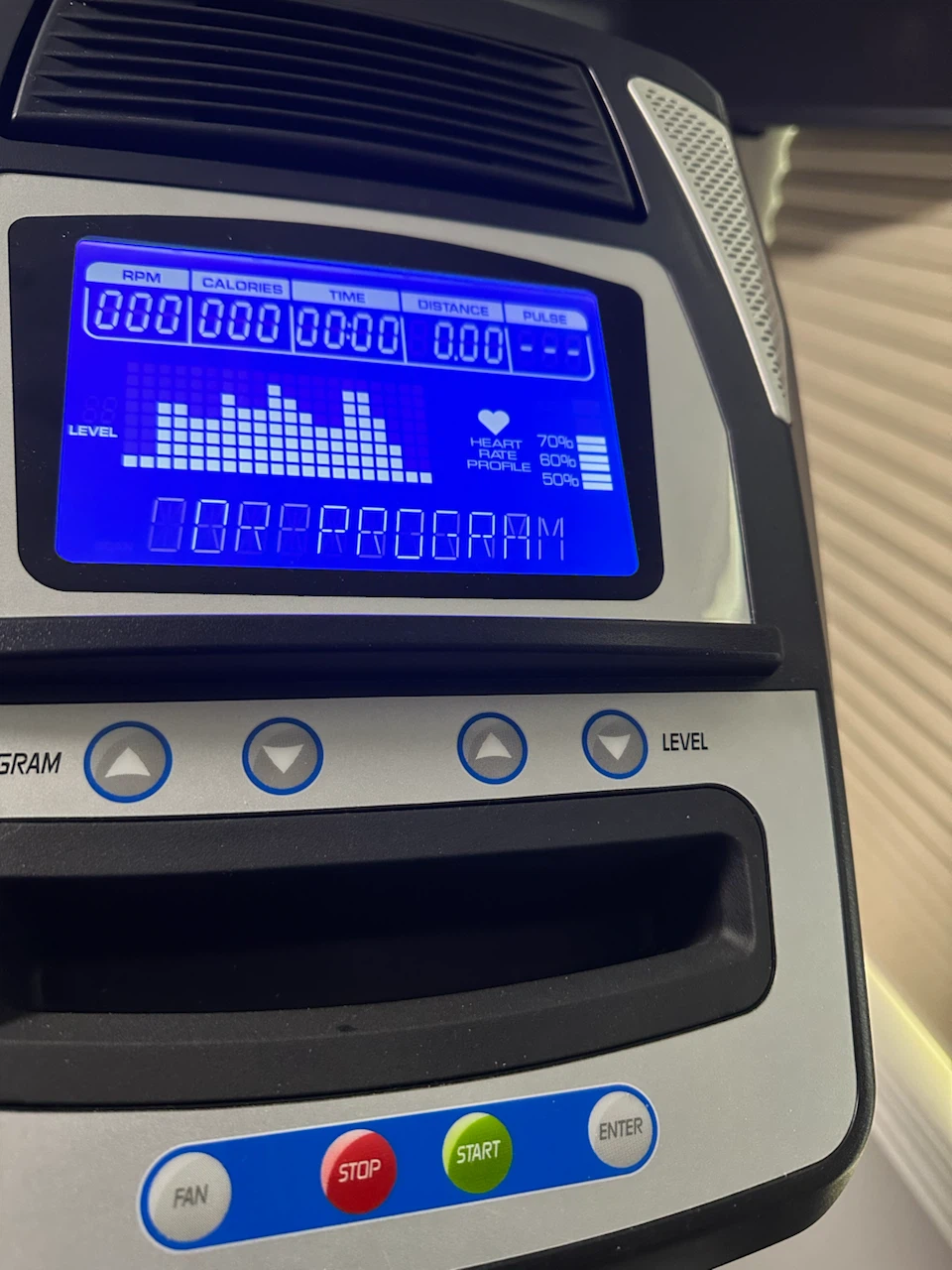 XTERRA FS375e Elliptical Trainer - photo 2