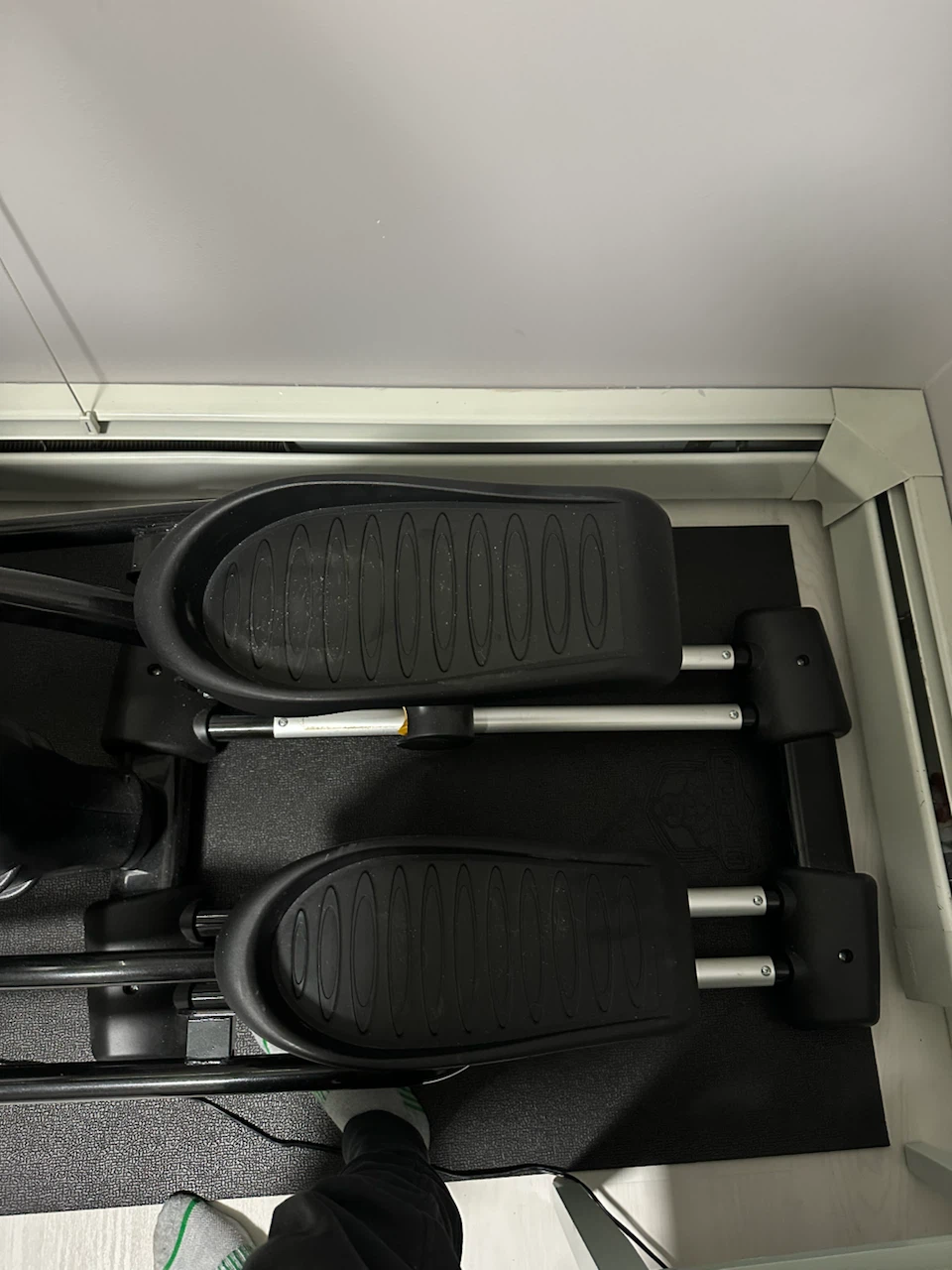 XTERRA FS375e Elliptical Trainer - photo 3