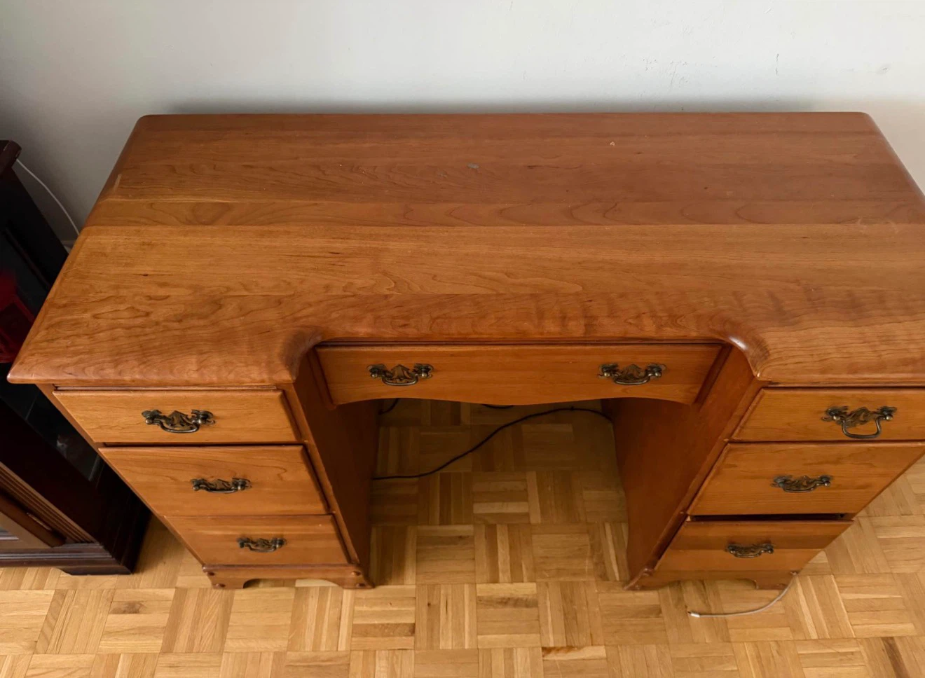 Solid wood wooden desk with drawers - photo 3