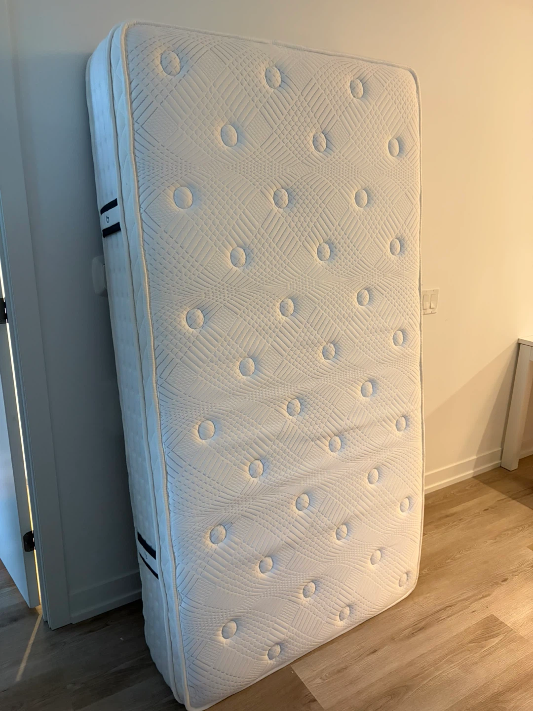 Memory form -double size Mattress