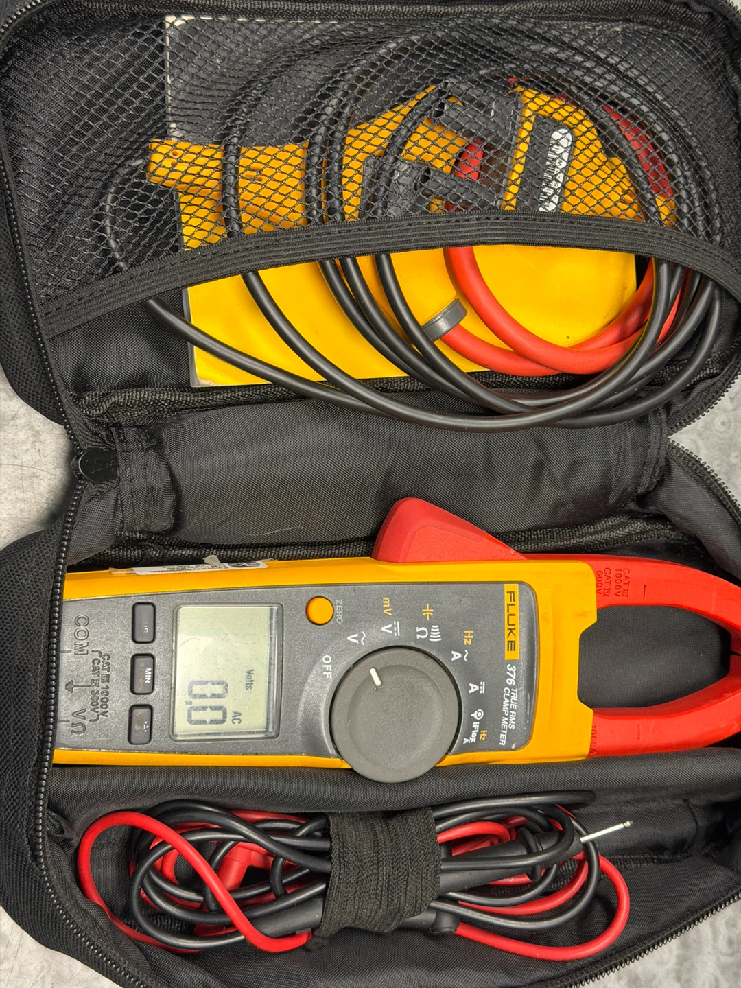 Fluke 376 True RMS Clamp Meter with iFlex - photo 2