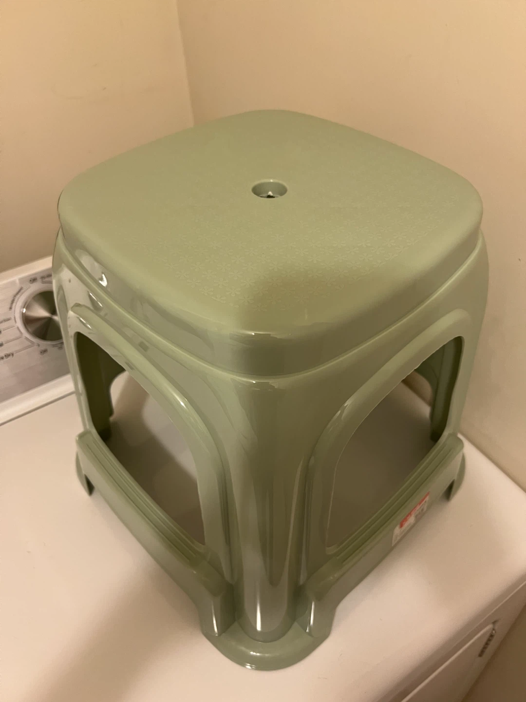 Green plastic square step stool - photo 2