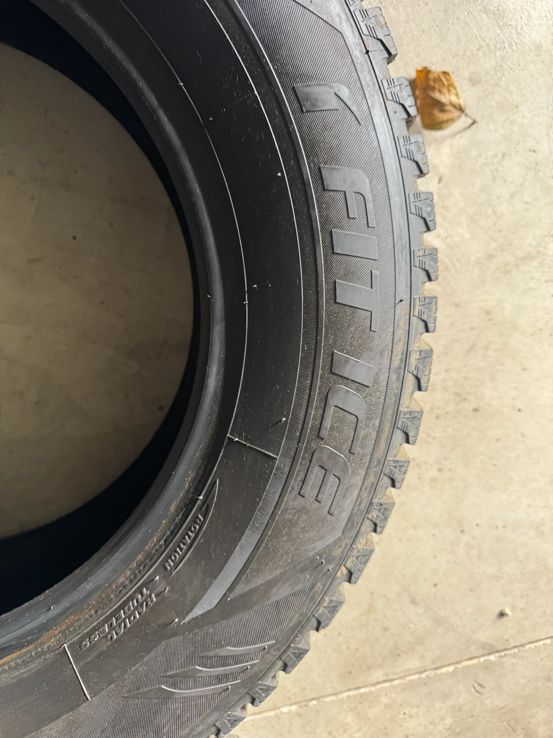225/65R16 a set of 4 Laufenn I FIT Ice winter tires - photo 5
