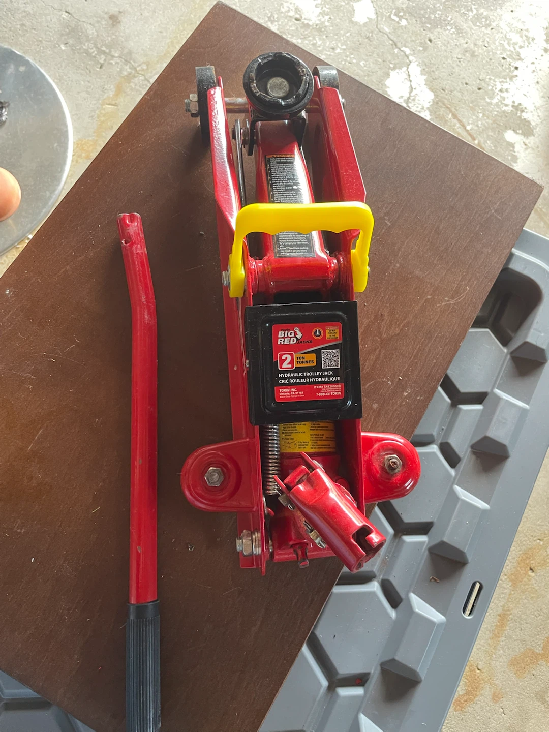 Torin Big Red 2 Ton Hydraulic Trolley Jack