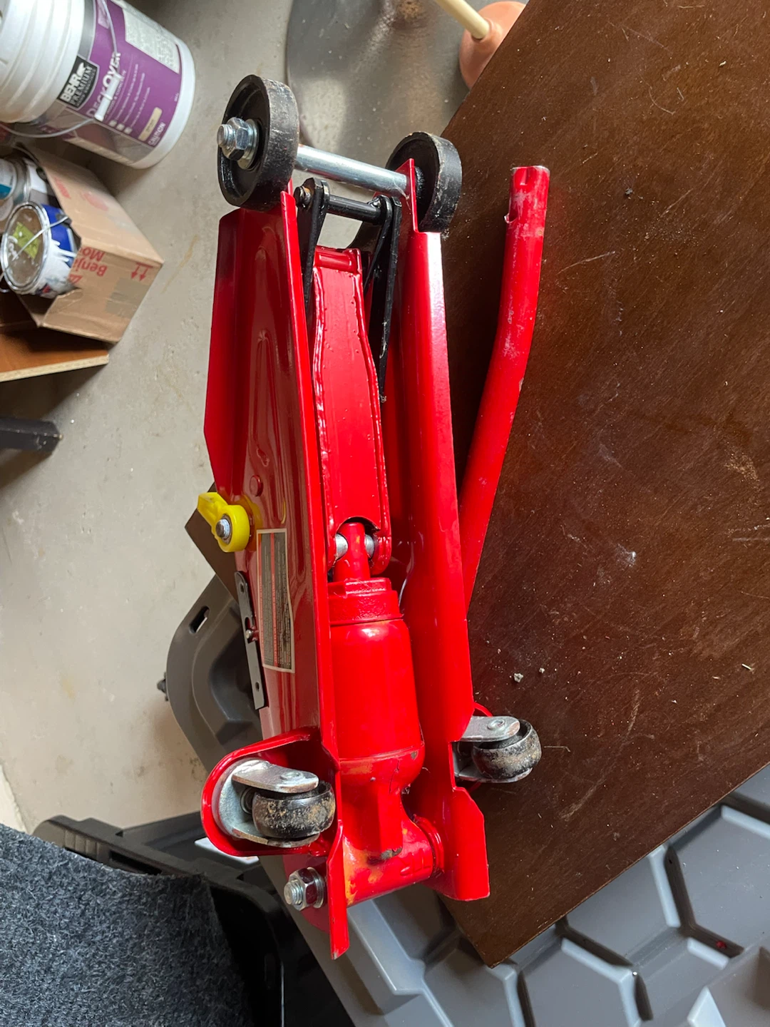 Torin Big Red 2 Ton Hydraulic Trolley Jack - photo 4