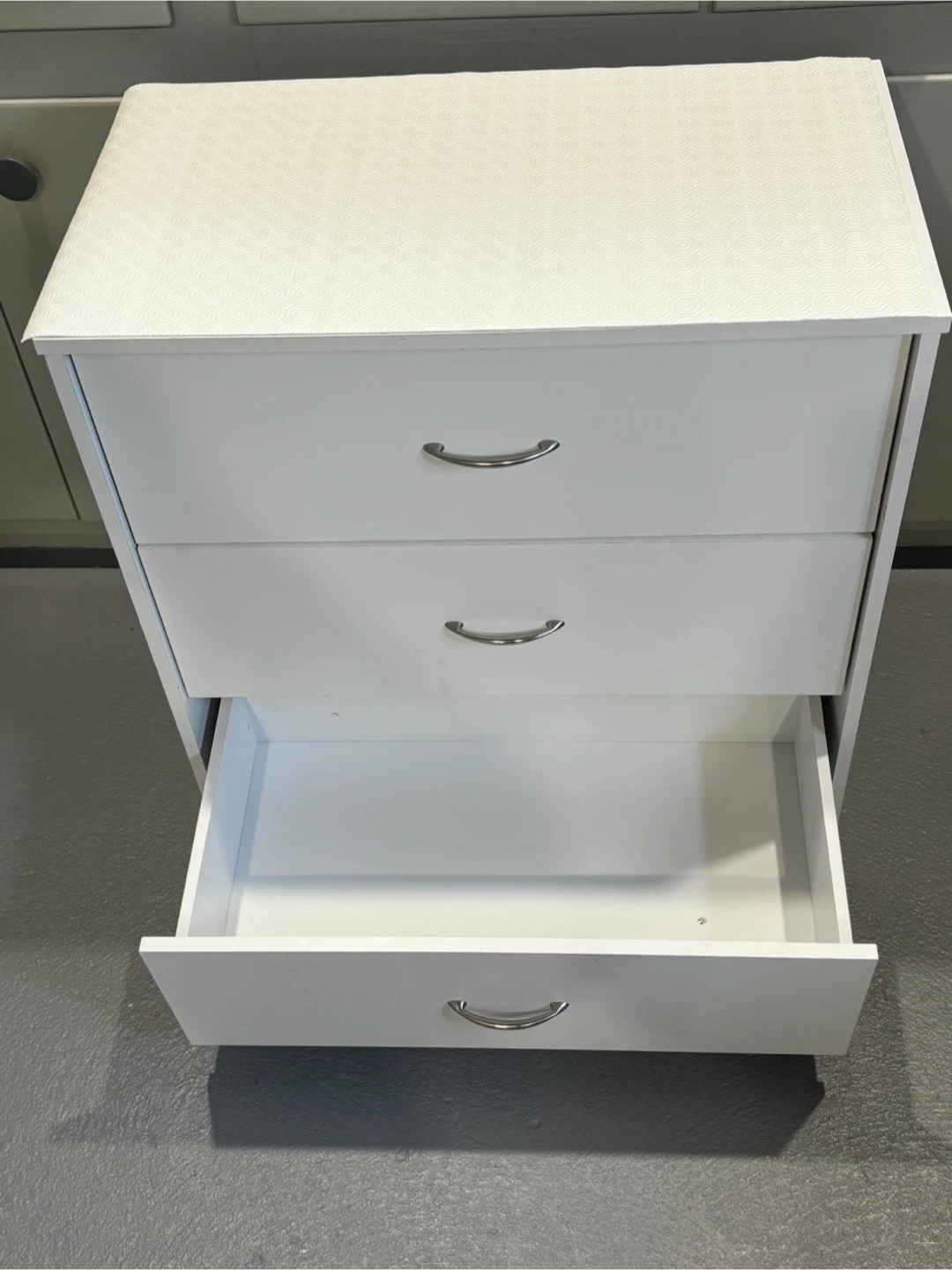 White 3 Drawer Dresser , cabinet night table - photo 3