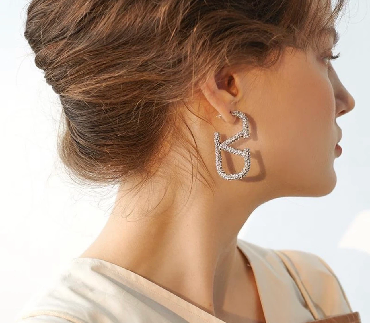 Authentic Valentino VLogo Signature Crystal Earrings - photo 2