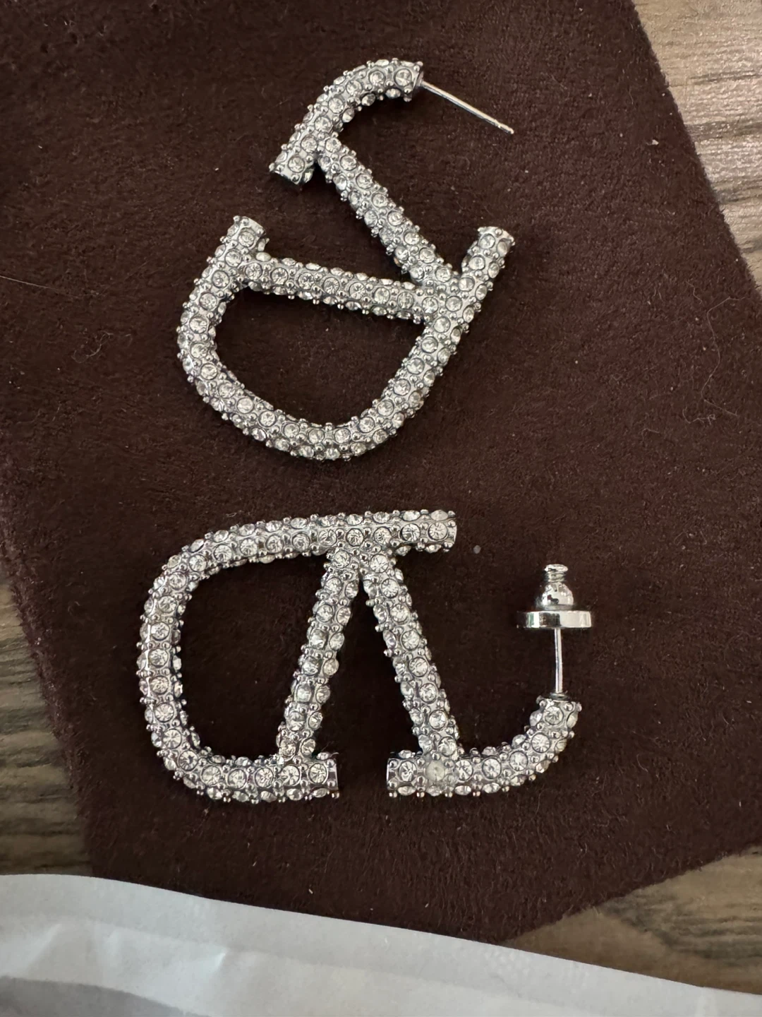 Authentic Valentino VLogo Signature Crystal Earrings - photo 4