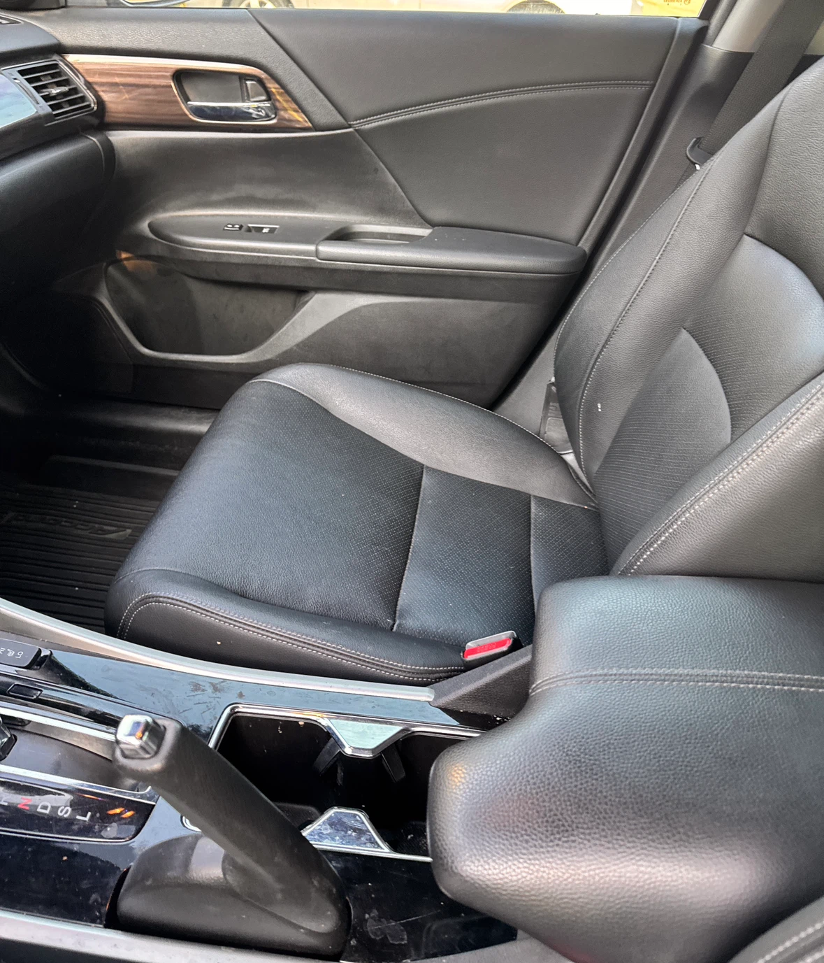 2016 Honda Accord Touring - photo 4