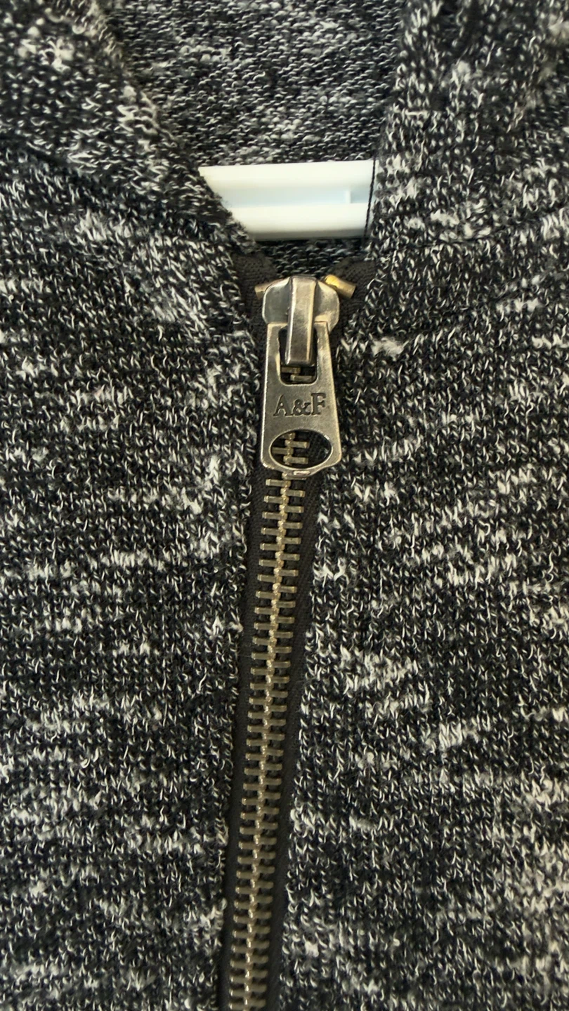Abercrombie & Fitch hooded sweater - photo 3