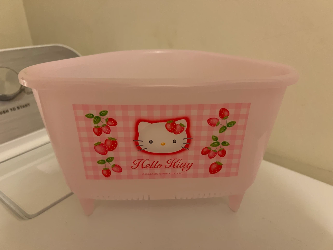 Sanrio Hello Kitty Strawberry Corner Sink Strainer