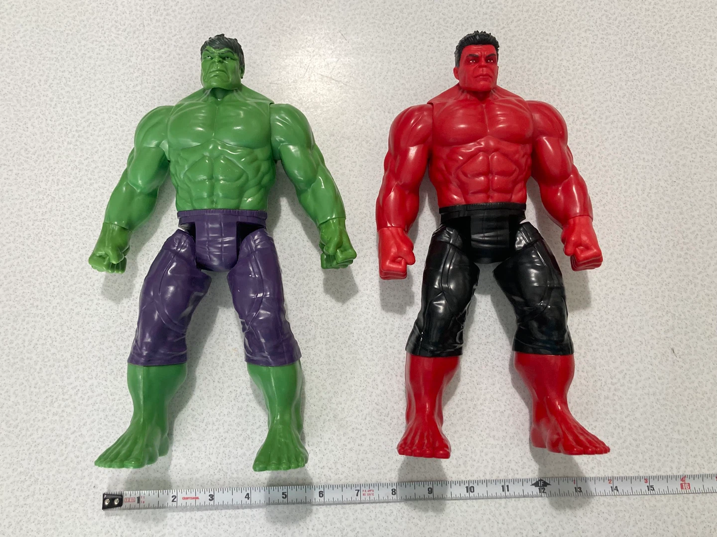 Marvel Comics Hulk and Red Hulk Action Figure Set