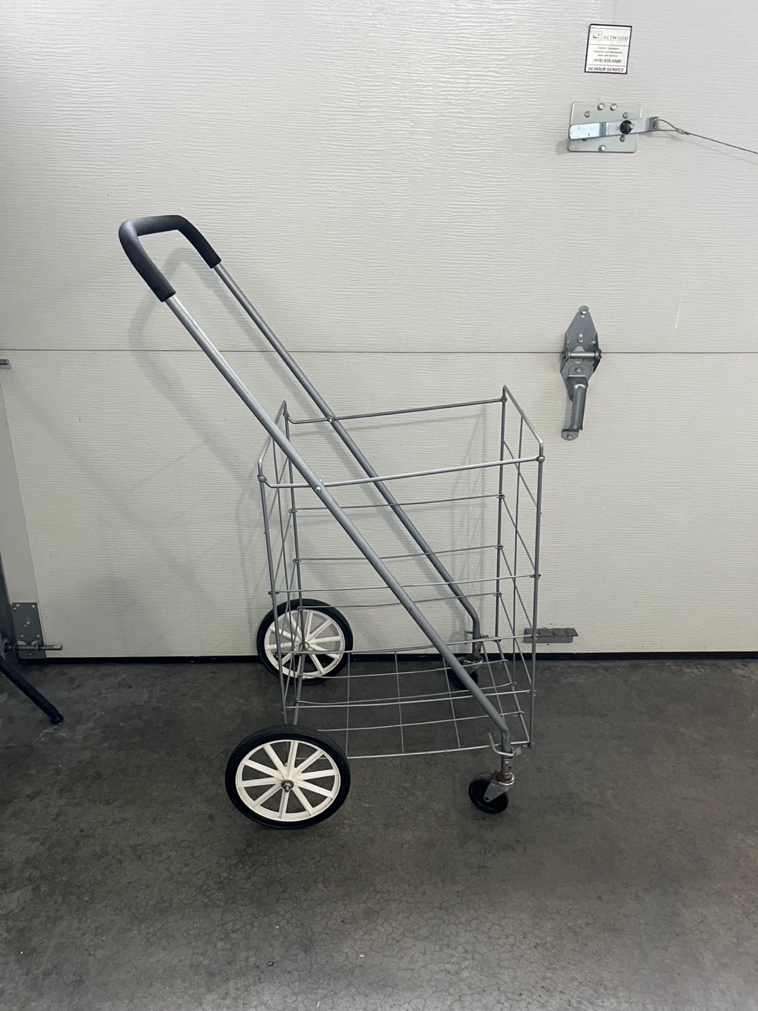 Collapsible Metal Shopping Cart