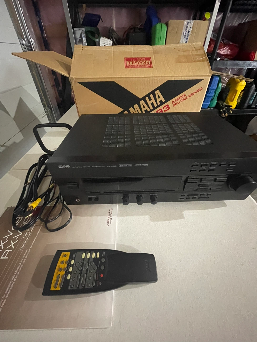 Yamaha RX-V493 AV Receiver with Remote and Manual