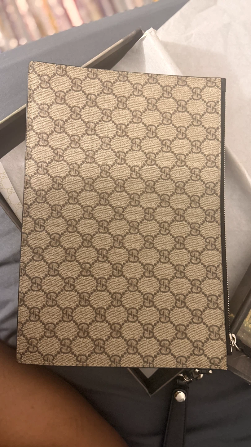 Gucci Blind for Love Bee Pouch