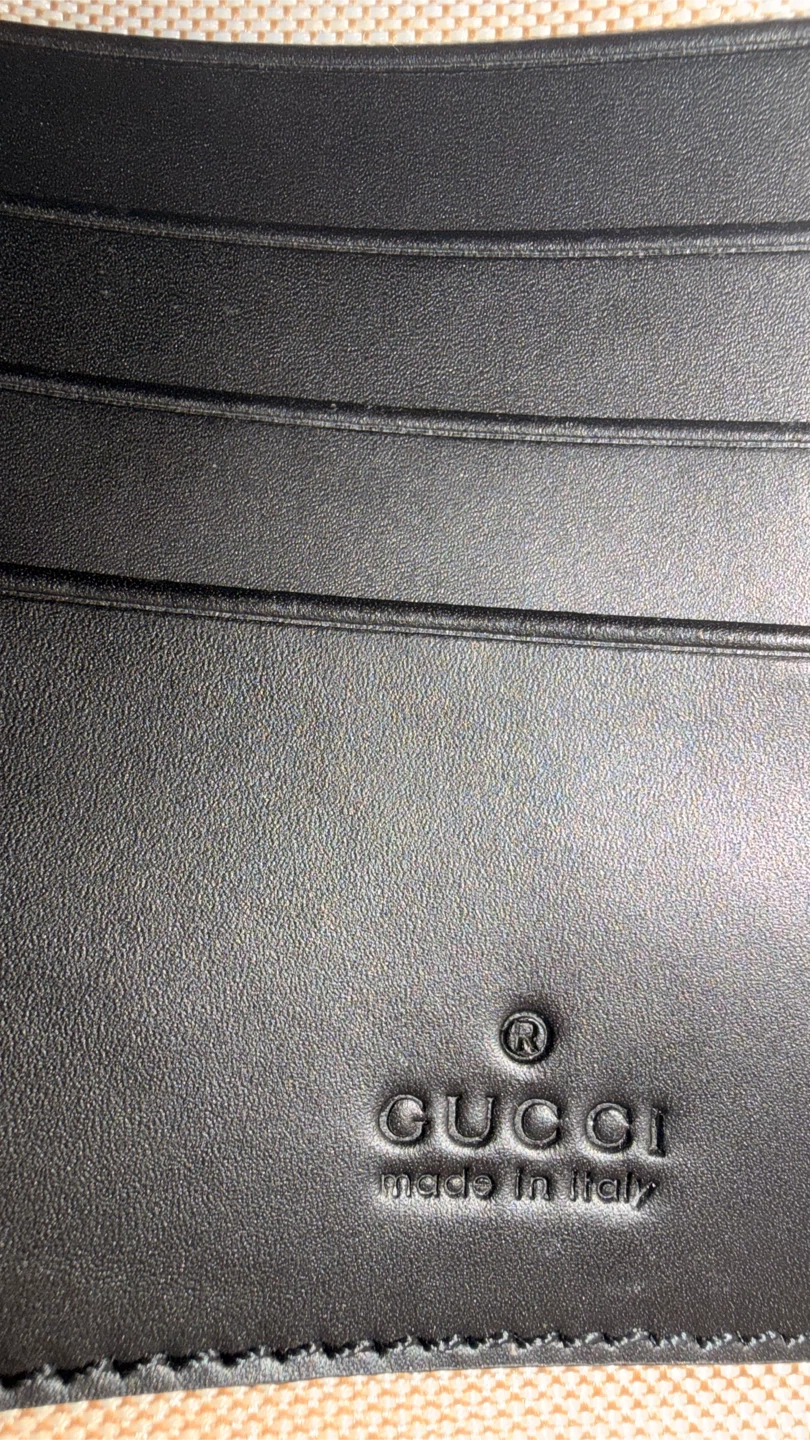 Gucci Blind for Love Bee Pouch - photo 5