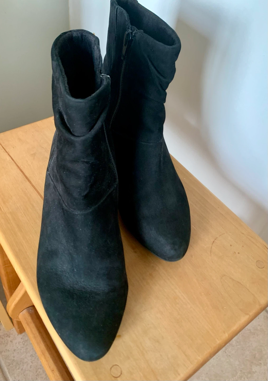Black Suede Gabor Ankle Boot - Size 7 Ca - photo 3
