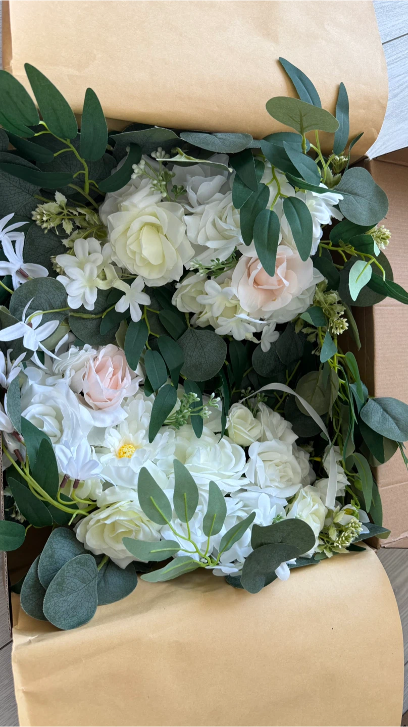 Wedding arch flowers&drapes - photo 2