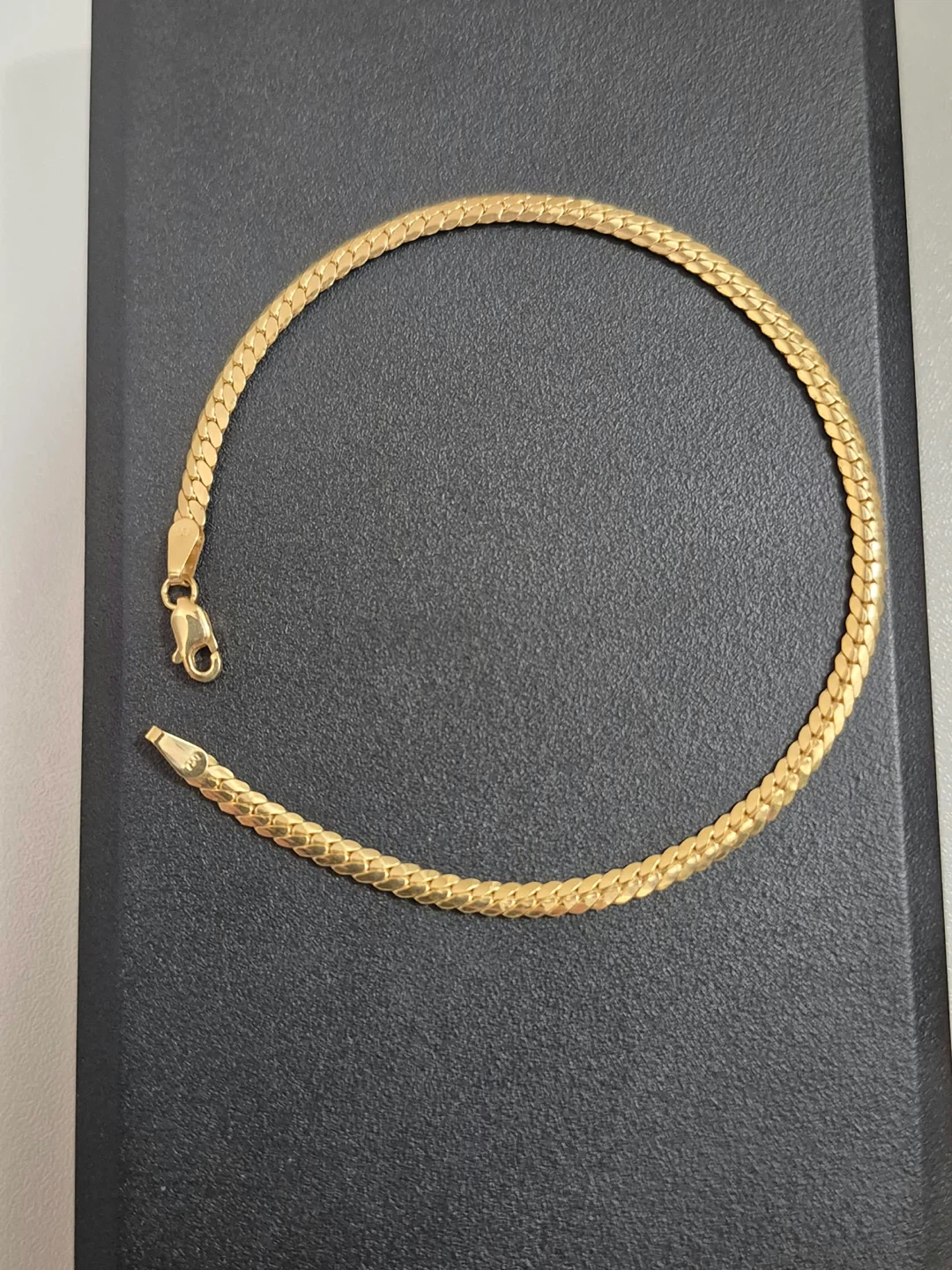 18K Gold Chain Bracelet