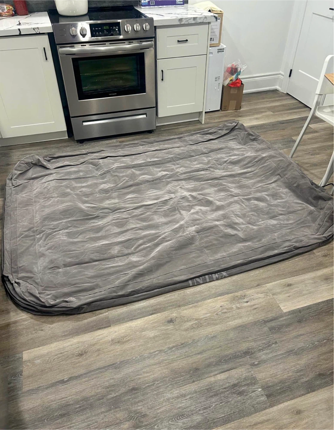 Intex Air Queen Mattress with FastFill Pump - photo 2